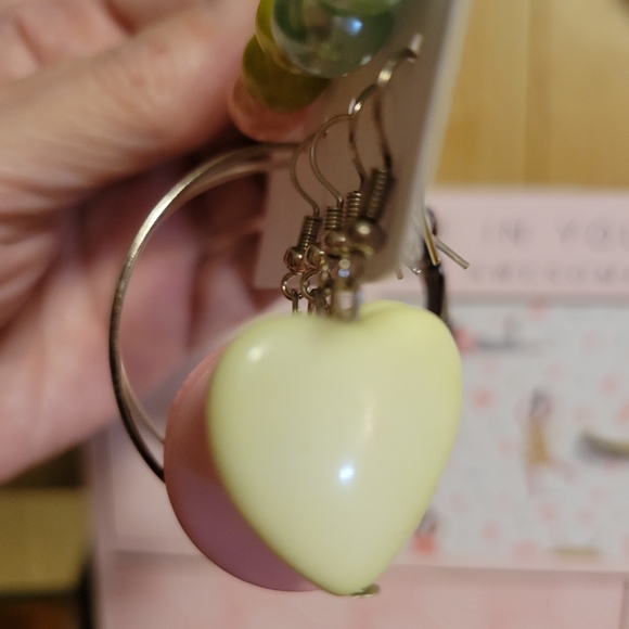 Fun set pastel fashion earrings - Picture 2 of 5